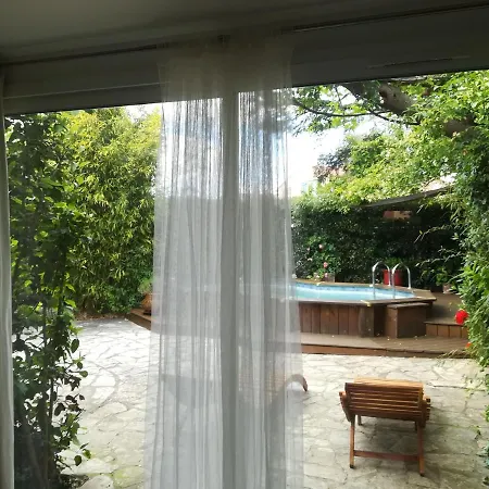 Grand Avec Piscine *