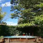 Grand Avec Piscine Apartman *