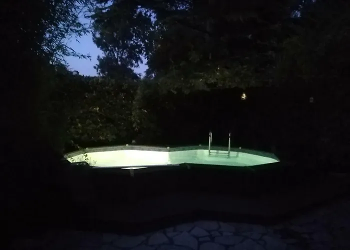 Grand Avec Piscine شقة